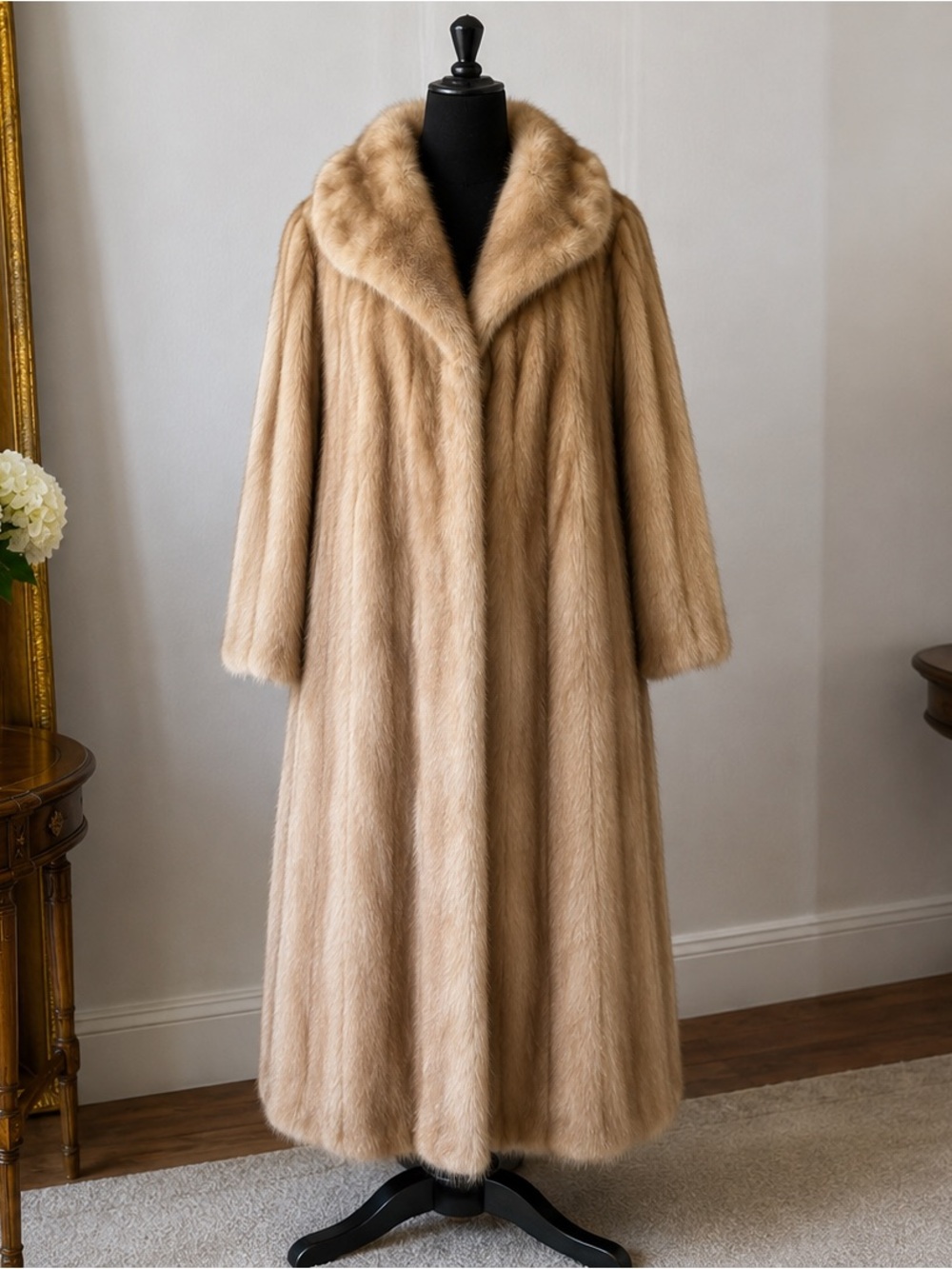 Vintage Schiaparelli Paris Genuine Mink Fur Full Length Coat Honey Blonde